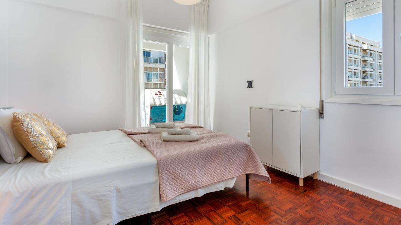 Faro Getaway W/ Big Balcony By Lovelystay Kültér fotó